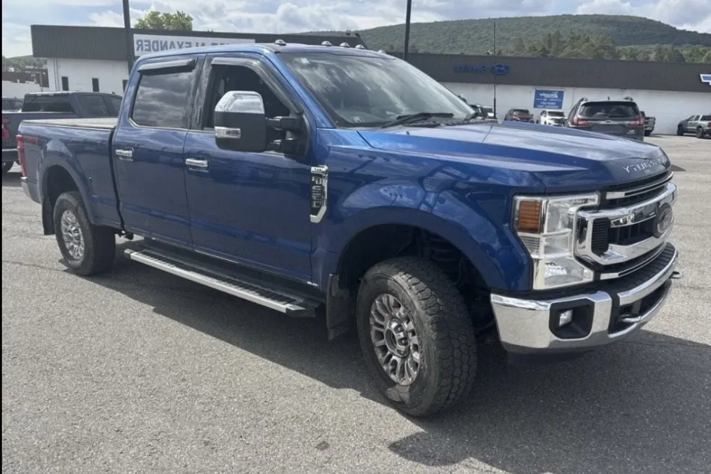 2022 Ford F-250 XLT photo 1