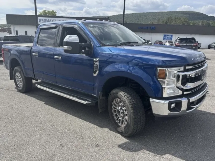 2022 Ford F-250 XLT photo 1