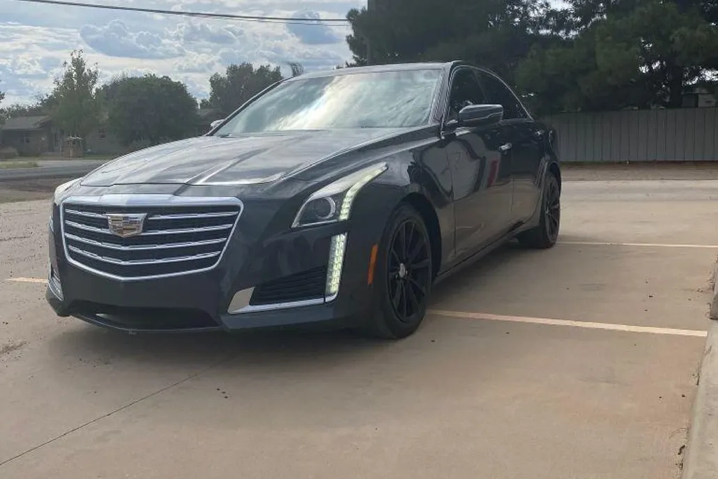 2018 Cadillac CTS Luxury photo 1