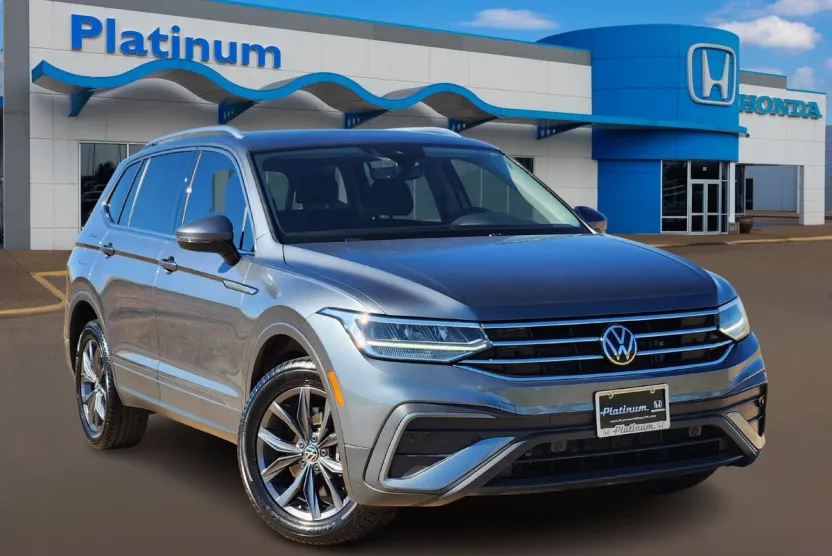 2022 Volkswagen Tiguan SE photo 1