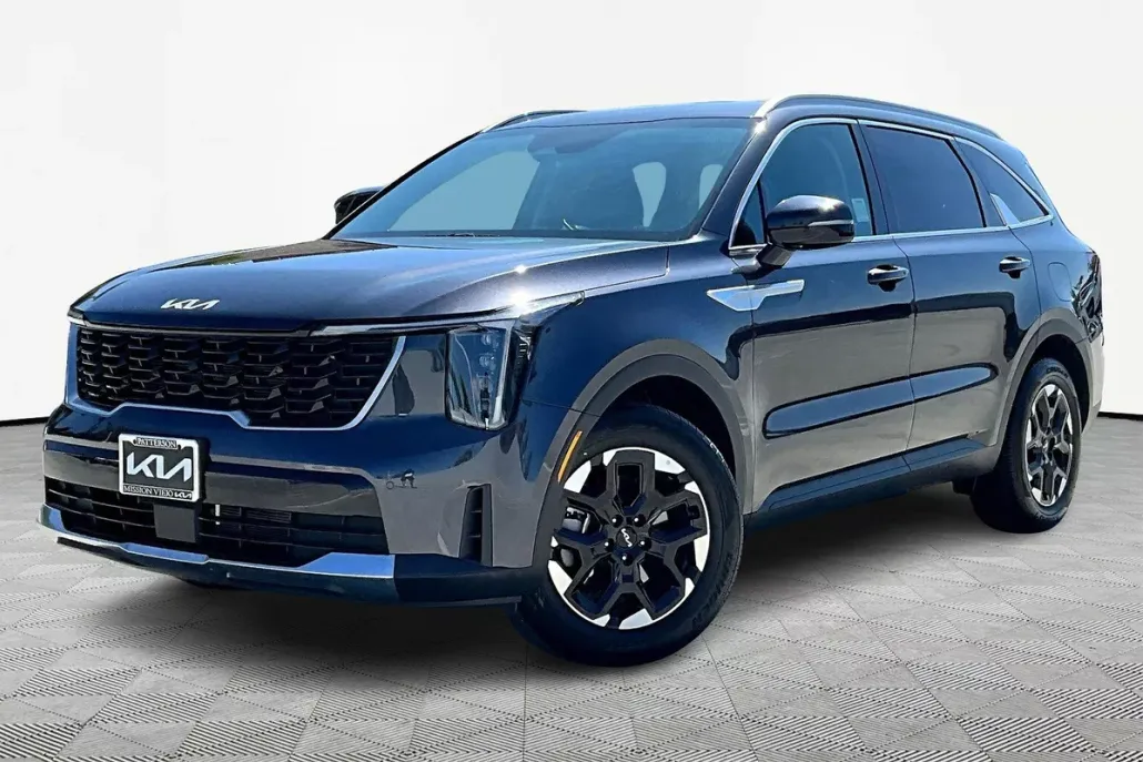 2025 Kia Sorento S photo 1