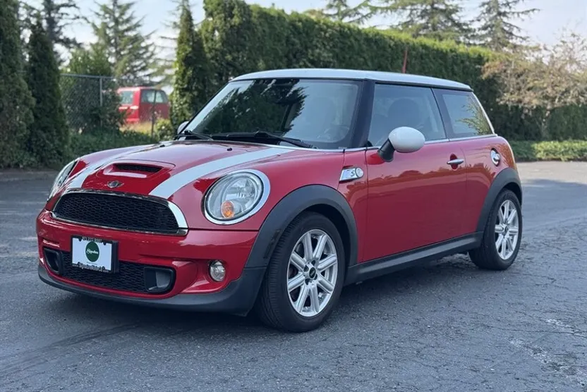 2012 Mini Cooper Hardtop S photo 1