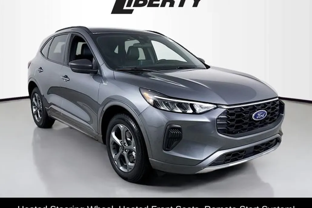 2024 Ford Escape ST-Line photo 1
