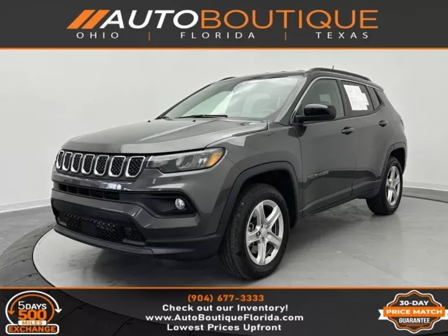 2024 Jeep Compass Latitude photo 1