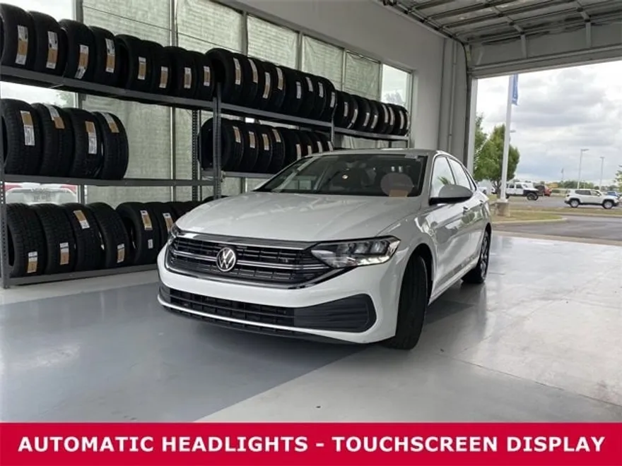 2022 Volkswagen Jetta 1.5T S photo 1