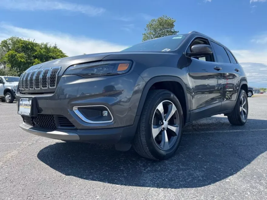 2019 Jeep Cherokee Limited photo 1