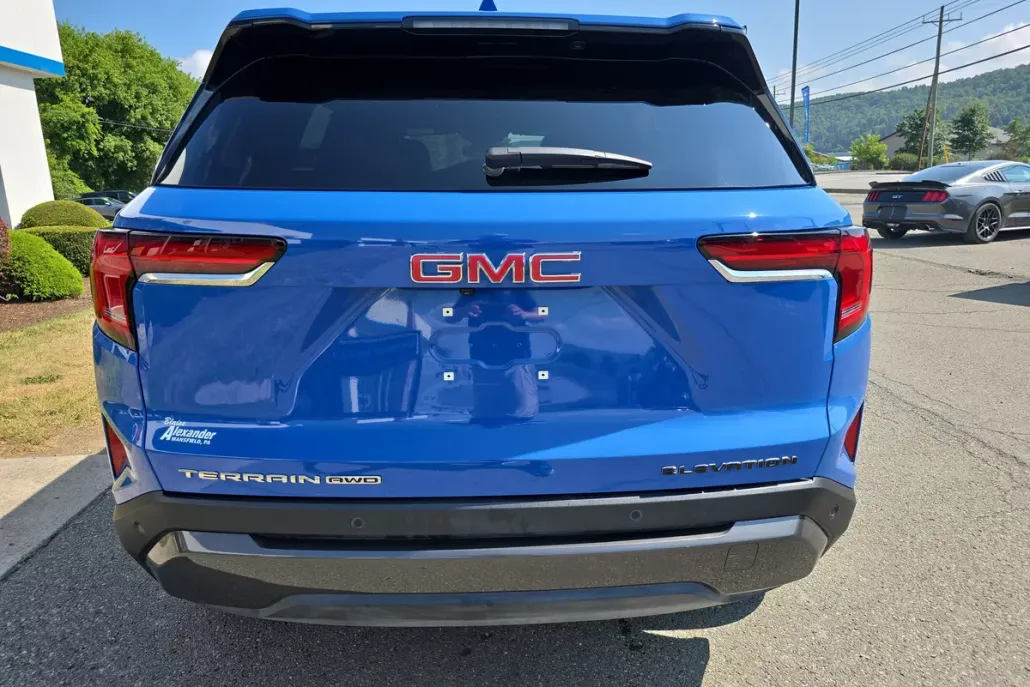 2025 Gmc Terrain Elevation photo 1