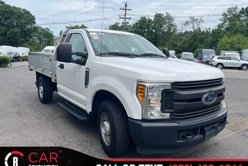2017 Ford F-250 XL photo 1