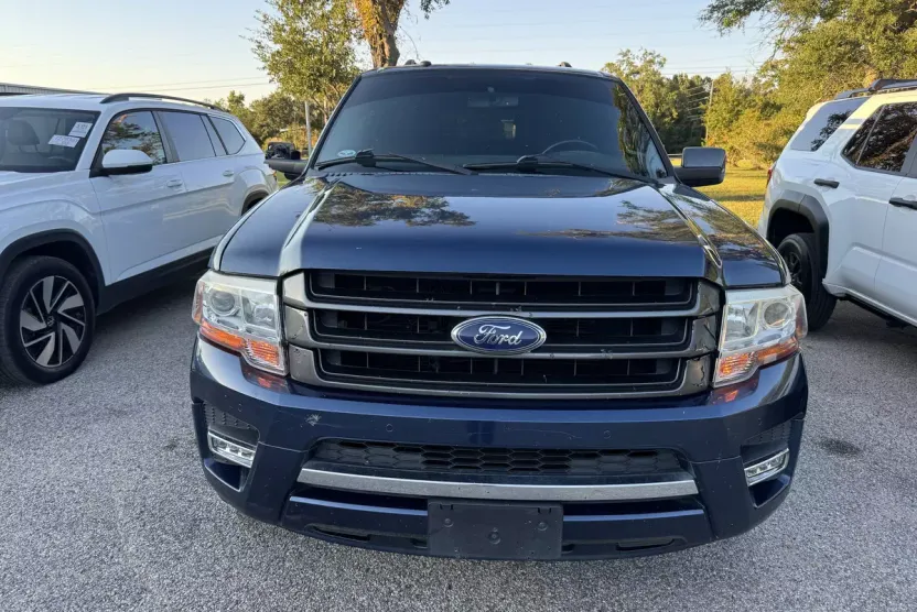 2017 Ford Expedition EL Limited photo 1