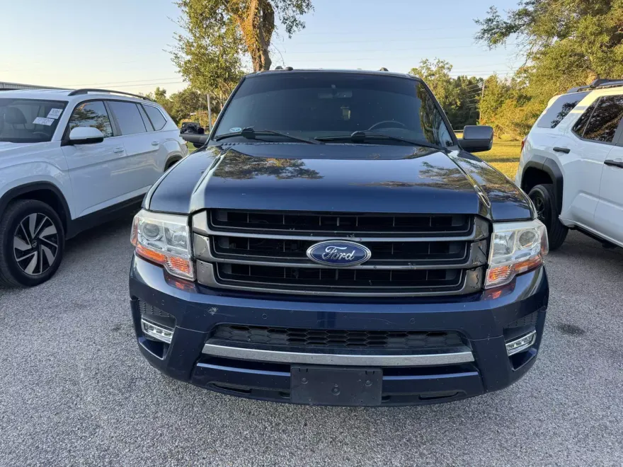 2017 Ford Expedition EL Limited photo 1