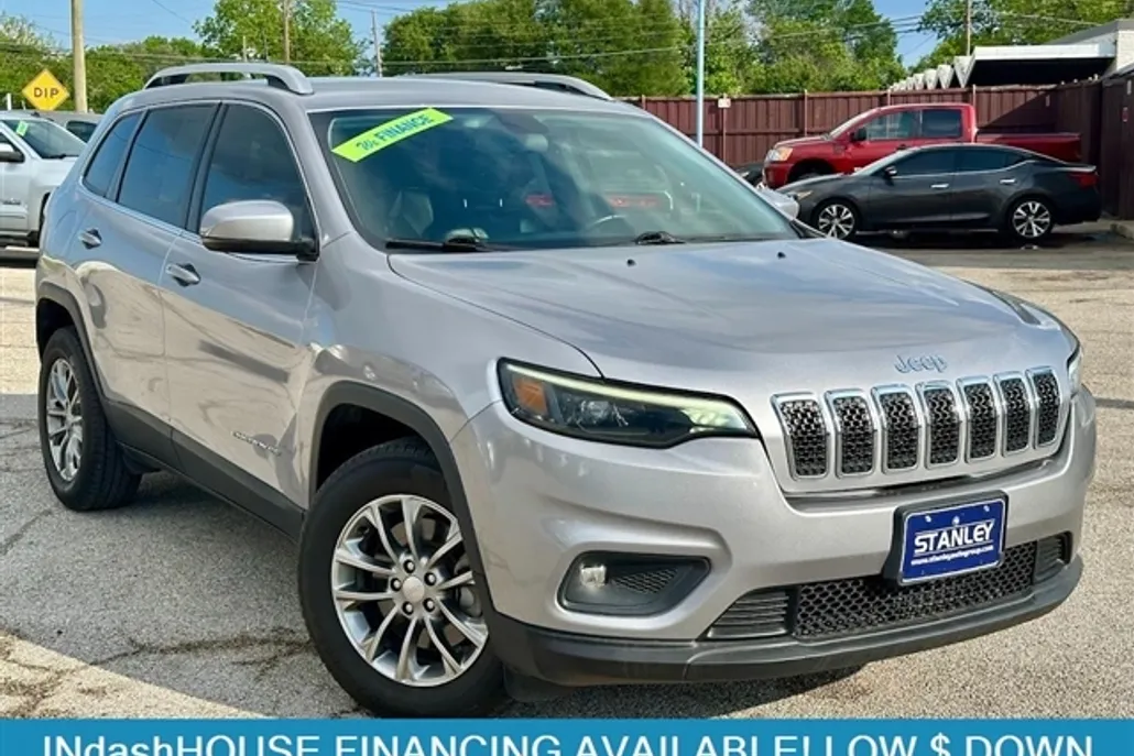 2020 Jeep Cherokee Sport photo 1