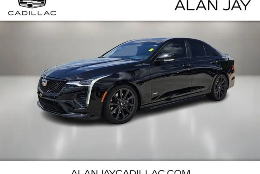 2022 Cadillac CT4 photo 1
