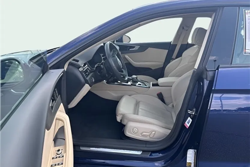 2022 Audi A5 Premium Plus Quattro photo 1
