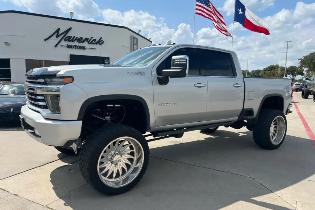 2020 Chevrolet Silverado 2500HD High Country photo 1