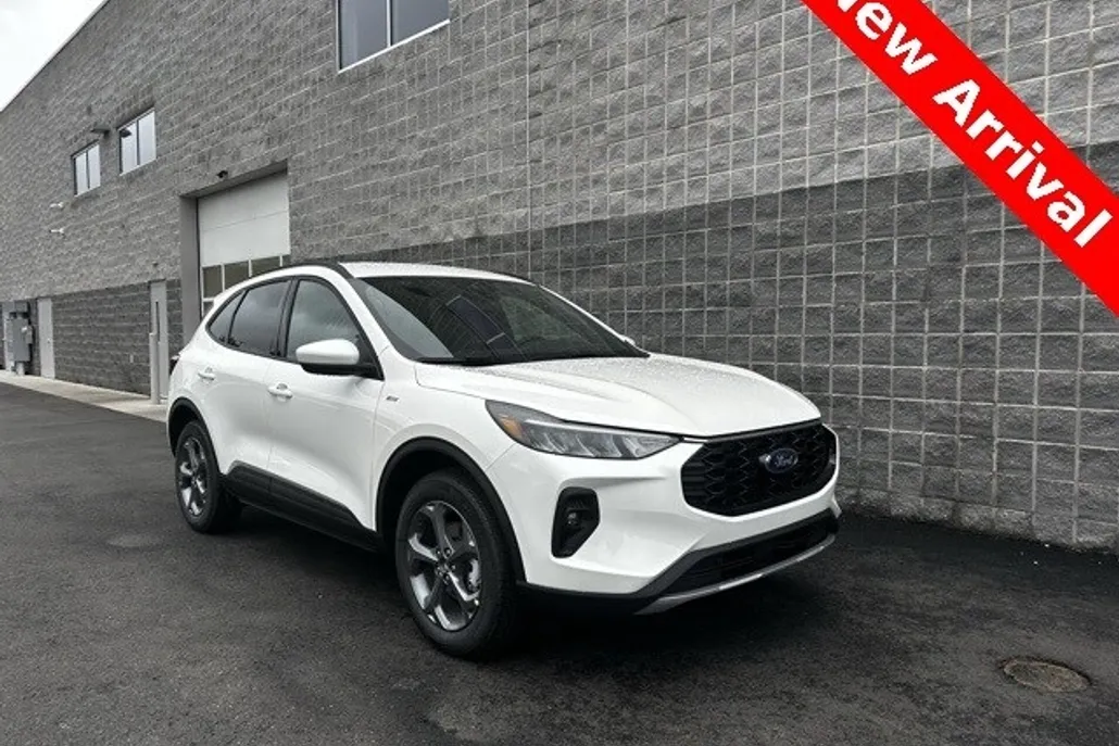 2025 Ford Escape ST-Line Select photo 1