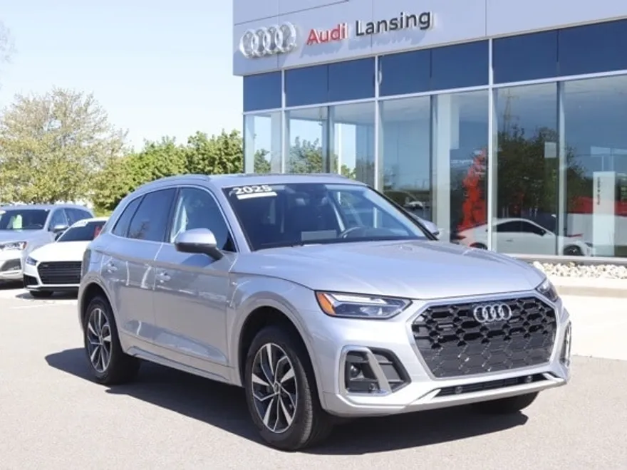 2025 Audi Q5 45 S line Premium Plus photo 1