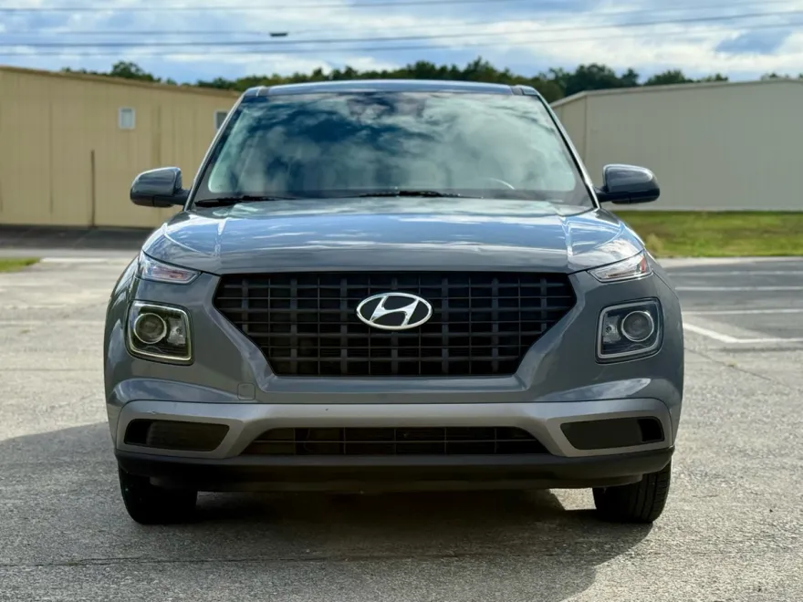 2021 Hyundai Venue SE photo 1