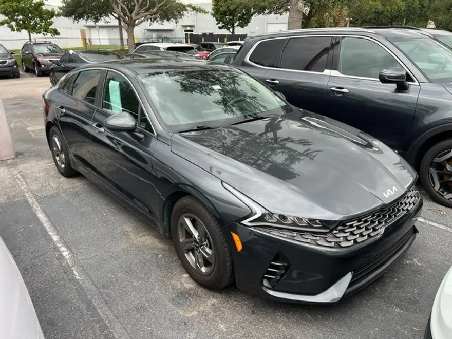 2023 Kia K5 LXS photo 1