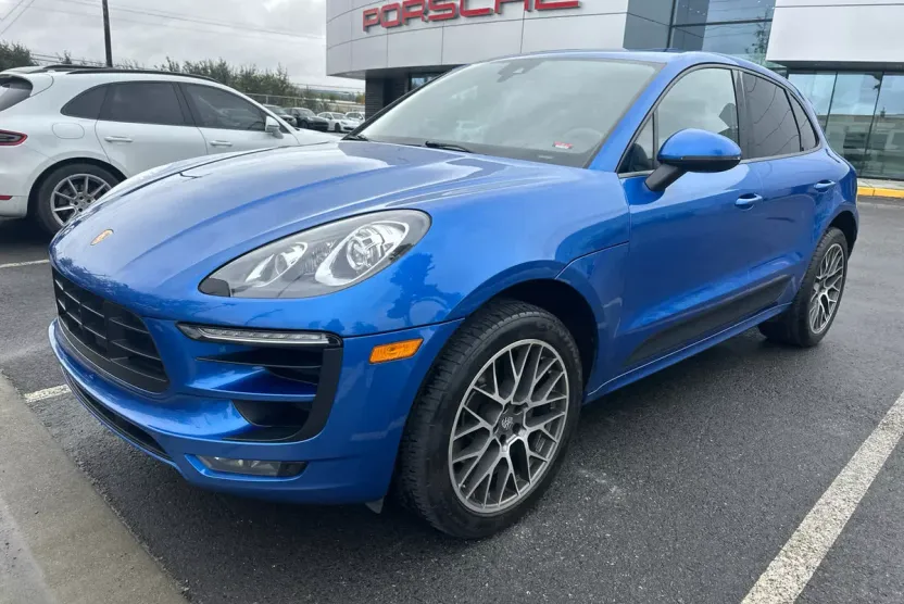 2017 Porsche Macan Base photo 1