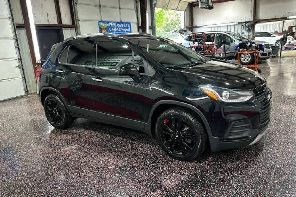 2019 Chevrolet Trax LT photo 1