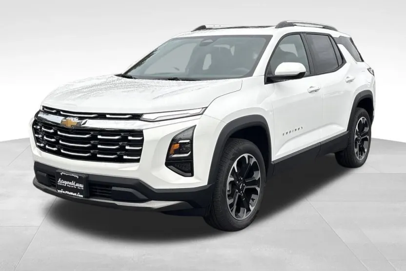 2026 Chevrolet Equinox LT photo 1