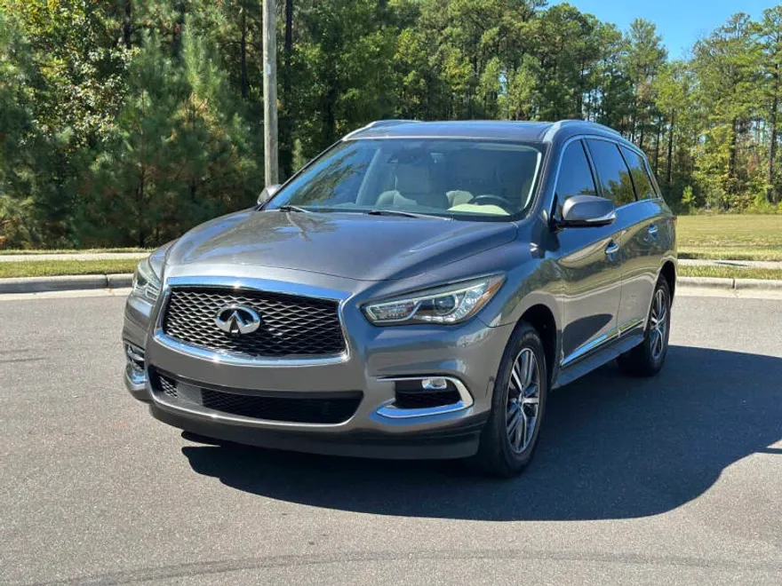 2019 Infiniti QX60 Luxe photo 1
