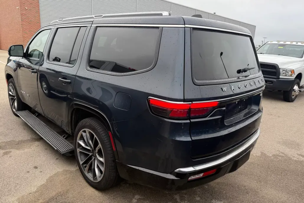 2024 Jeep Wagoneer Series III photo 1