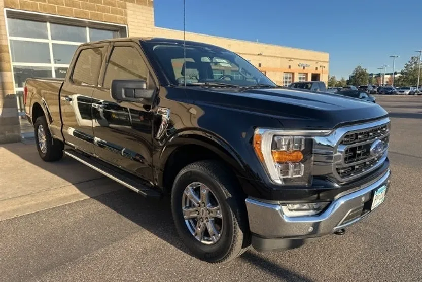 2022 Ford F-150 XLT photo 1