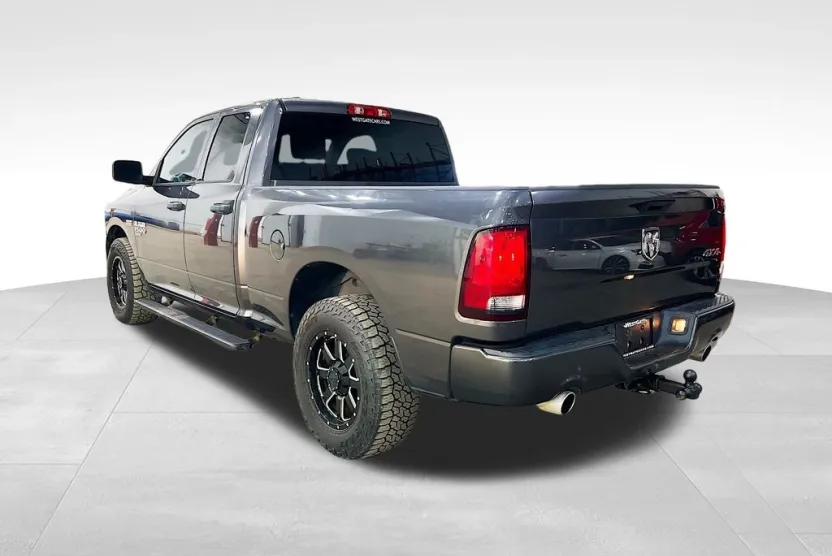 2019 Ram 1500 Classic Express photo 1