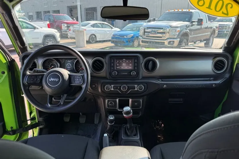 2018 Jeep Wrangler Unlimited Sport photo 1
