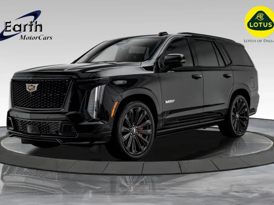 2025 Cadillac Escalade V-Series photo 1