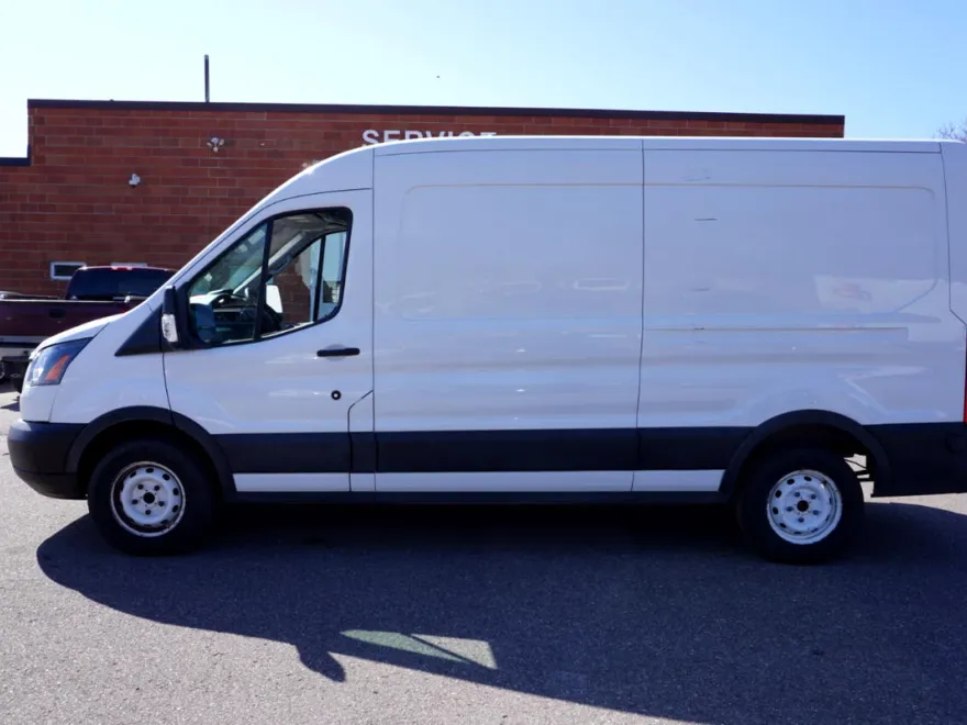 2019 Ford Transit Van photo 1