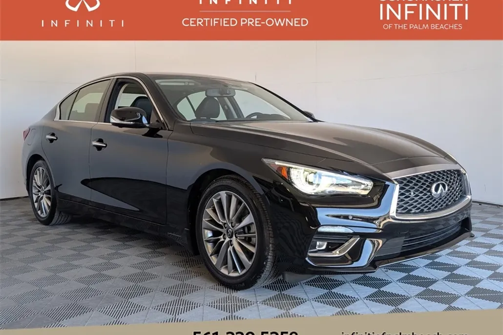 2024 Infiniti Q50 LUXE photo 1
