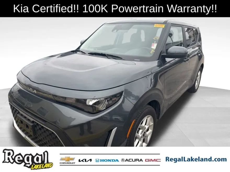 2024 Kia Soul LX photo 1