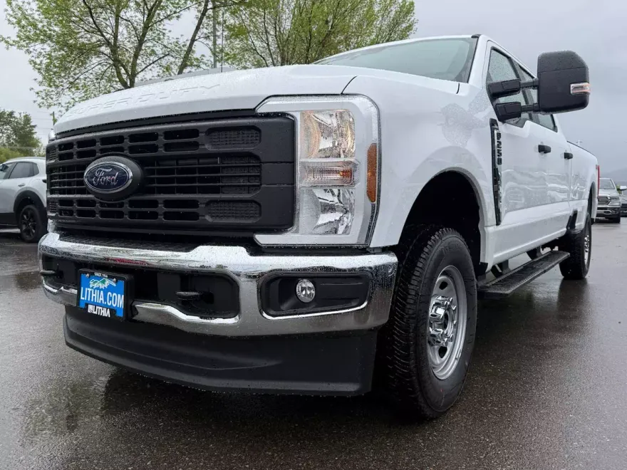 2025 Ford F-250 XL photo 1