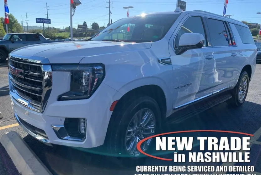 2021 Gmc Yukon XL SLT photo 1