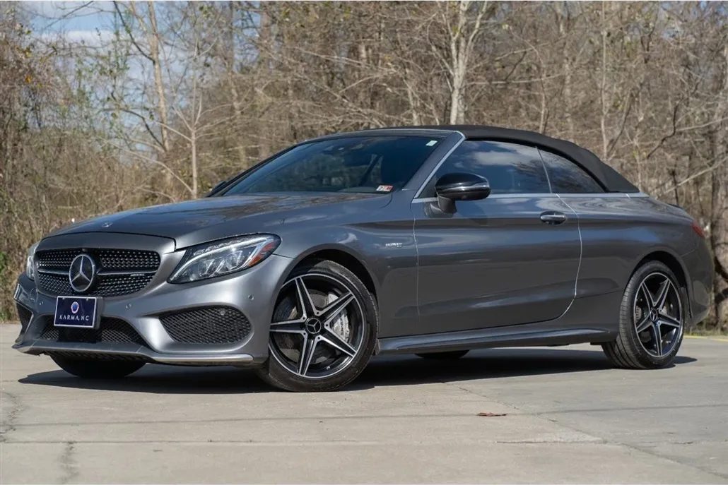 2018 Mercedes Benz C photo 1