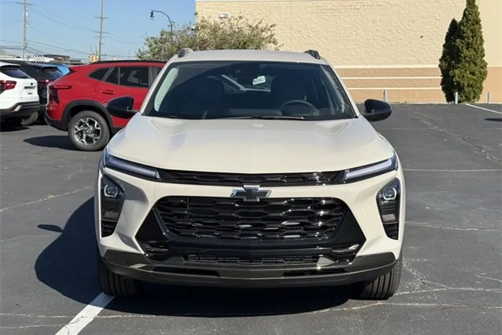 2026 Chevrolet Trax ACTIV photo 1