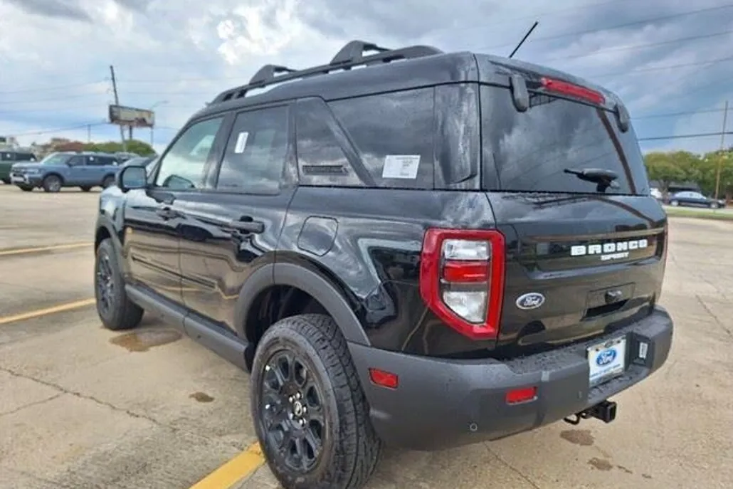 2025 Ford Bronco Sport Badlands photo 1