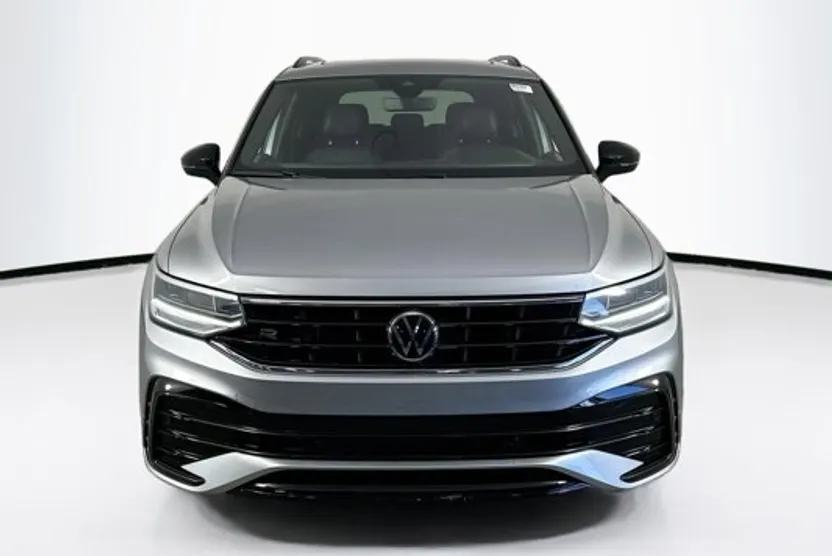 2022 Volkswagen Tiguan SE R-Line Black photo 1