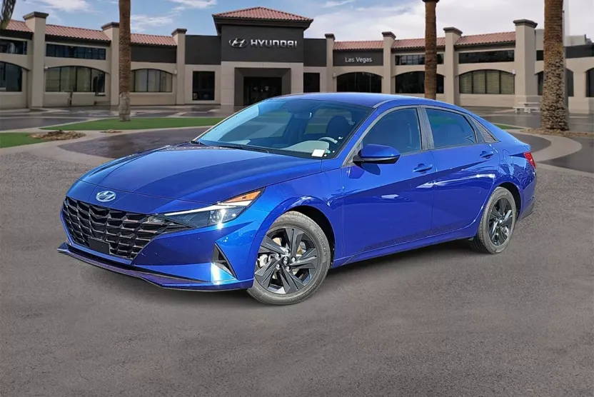 2022 Hyundai Elantra SEL Convenience photo 1