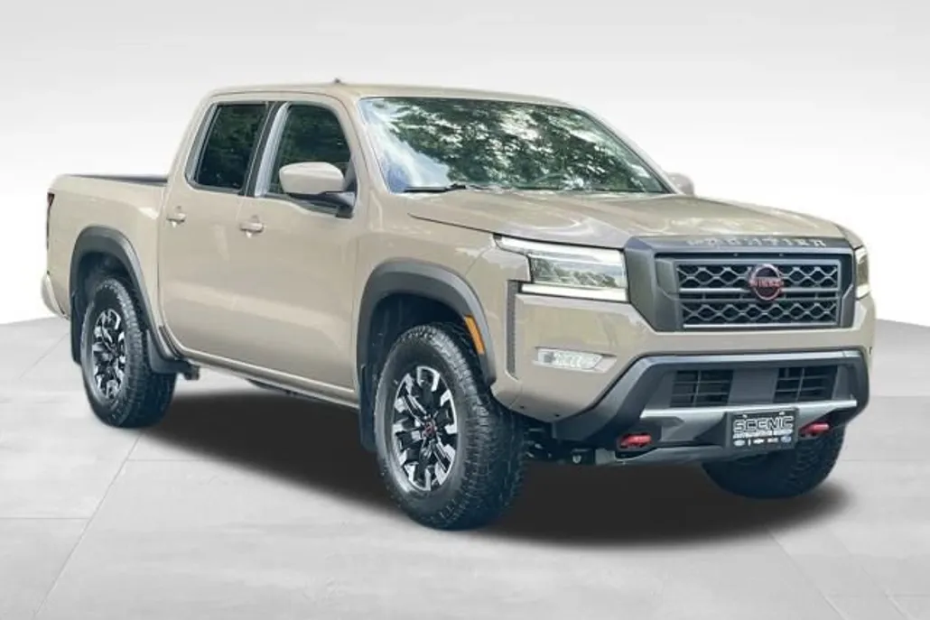2024 Nissan Frontier PRO-4X photo 1