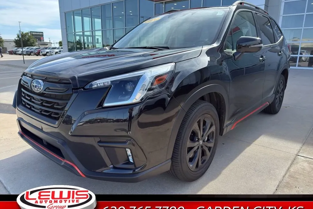 2024 Subaru Forester Sport photo 1