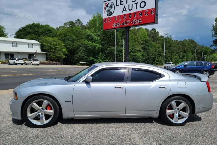 2009 Dodge Charger SRT8 photo 1