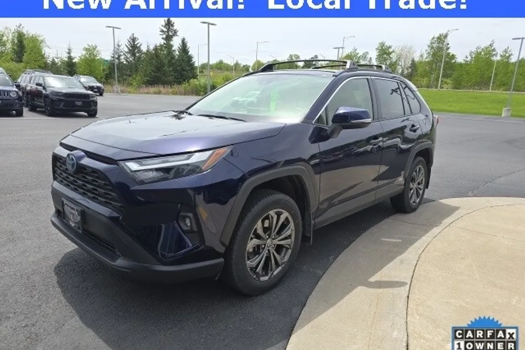 2023 Toyota RAV4 Hybrid XLE Premium photo 1