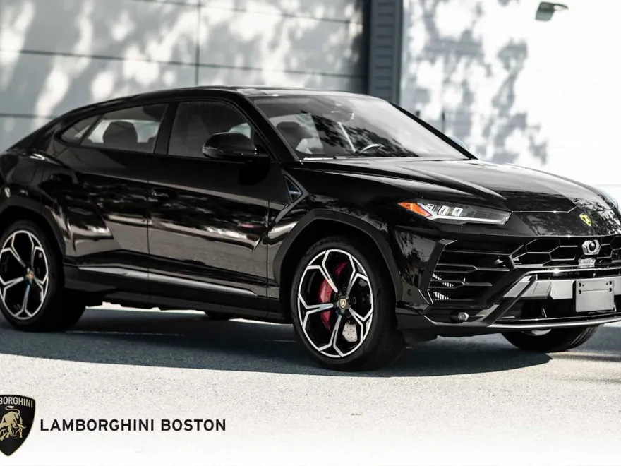 2020 Lamborghini Urus photo 1