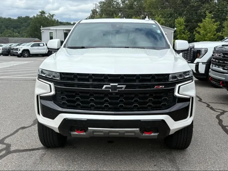 2024 Chevrolet Tahoe Z71 photo 1