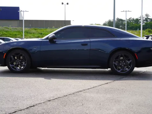 2025 Dodge Charger Daytona R/T AWD photo 4