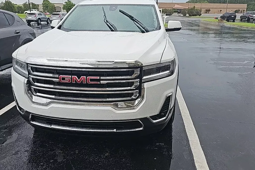 2023 Gmc Acadia SLT photo 1