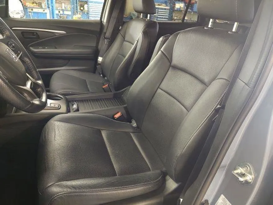 2023 Honda Passport EX-L photo 1